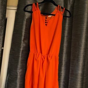 Super cute scrunch dress!